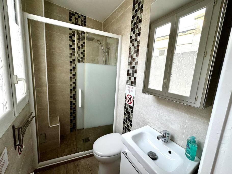 Champs-Elysees - Suite For 2 People Paris Bagian luar foto